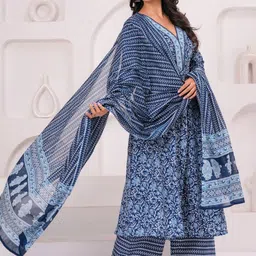 RANI PRINTS Women Floral Printed Panelled Pure Cotton Kurta with Palazzos & With Dupatta image 2
