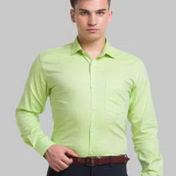 Park Avenue Green Cotton Slim Fit Shirt image 1