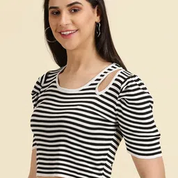 SHOWOFFFF Striped Crop Top image 4