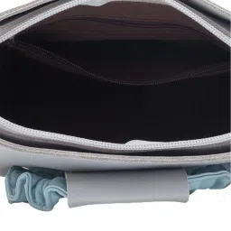 Globus Light Grey Medium Cross Body Bag image 5