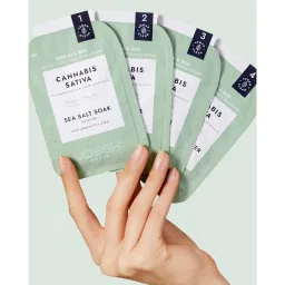 VOESH Deluxe Pedicure In A Box 4 Step Cbd Calm - 35 gm image 3