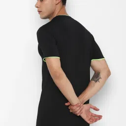 Forever 21 Black Regular Fit Printed T-Shirt image 2