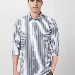 Peter England White Cotton Slim Fit Striped Shirt image 1