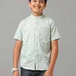 Under Fourteen Only Kids Green Cotton Printed Shirt image 1