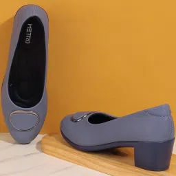 Metro Women's Blue Formal Pumps image 1