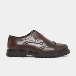 Styli Men Texture Lace Up Formal Brogues image 4