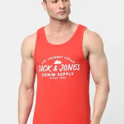 Jack & Jones Orange Regular Fit Printed Vest-picture-17
