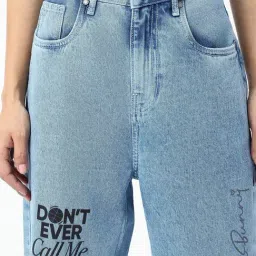 Bewakoof Women's Light Blue Washed Straight Fit Distressed Jeans image 5