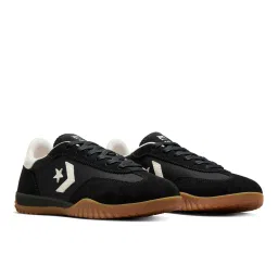 Converse Unisex Run Star Trainer Low Top Sneakers image 1