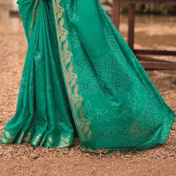 Mitera Ethnic Motifs Silk Blend Bandhani Saree image 4