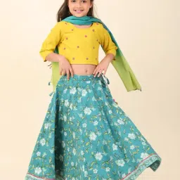Fabindia Kids Yellow & Teal Embroidered Lehenga, Choli With Dupatta-image-34