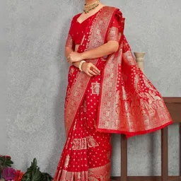 VASTRAAVEDAA Ethnic Motifs Woven Design Zari Banarasi Saree image 5