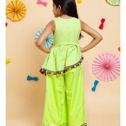 Nautinati Cotton Knit Sleeveless Swiss Dots Embroidered Kurti & Pant Set - Green image 3