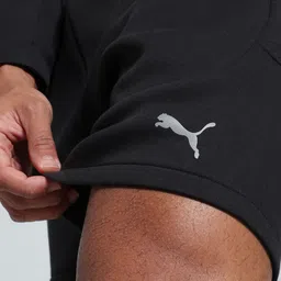 Puma Men Evostripe 8" Regular Fit Mid-Rise Shorts image 4
