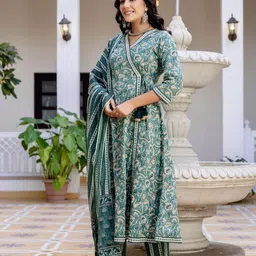 Kohsh Women Floral Printed Regular Sequinned Pure Cotton Kurta with Trousers & With Dupatta image 4