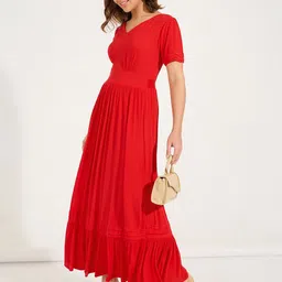 Styli Red V-Neck Puff Sleeves Tiered & Gathered Detail Maxi Dress image 4