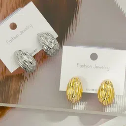 V FASHION JEWELLERY Set Of 2 Stainless Steel Teardrop Shaped Studs image 2