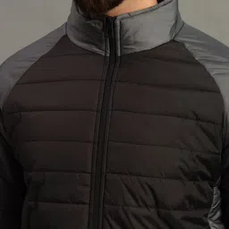 NUOVO Men Colourblocked Lightweight Puffer Jacket image 5