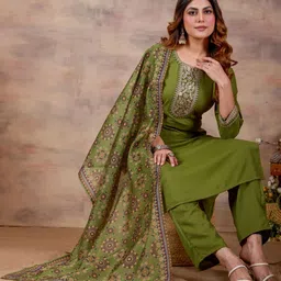 Women Basket Ethnic Motifs Embroidered Thread Work Kurta with Trousers & With Dupatta-picture-37