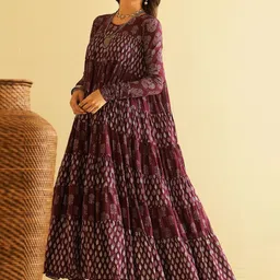 GoSriKi Floral Printed Long Sleeves Anarkali Kurta With Trousers & Dupatta image 4