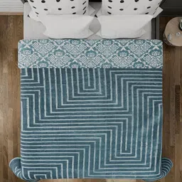 Aura Blue & White Geometric Mink Heavy Winter Double Bed Blanket-picture-27