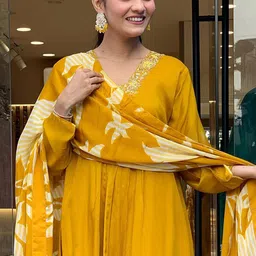 SWEETPEL Women Sequinned Kurta with Trousers & With Dupatta image 2