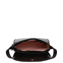 KLEIO Black Textured Medium Shoulder Bag image 4