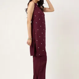 aayusika Women Floral Embroidered Regular Thread Work Kurti with Trousers image 5