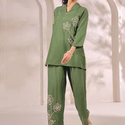 JISORA Embroidered V Neck Pure Silk Top With Palazzo Co-Ords image 4