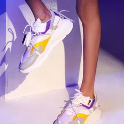 7-10 Women Printed PU Slip-On Sneakers-image-23