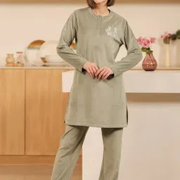 KIZA Women Printed Night suit-image-53