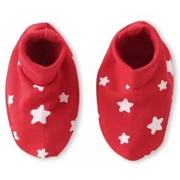 Babyhug Disney Cotton Knit Cap Mittens & Booties Set with Mickey Mouse Graphic - Red image 4