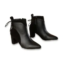 Ginger by Lifestyle Women's Black Chelsea Boots image 3