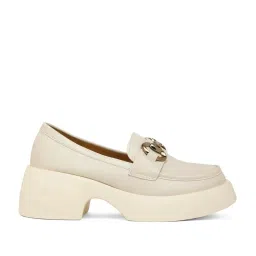 Flat N Heels Women's Beige Casual Loafers image 2