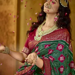 Saree Mall Green Printed Sarees With Unstitched Blouse image 2