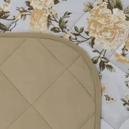 Maspar Eclectic Garden Beige Cotton Blend Printed 200 TC Double Quilt image 4