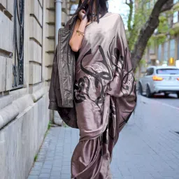 Saree Mall Purple Printed Saree With Unstitched Blouse image 2