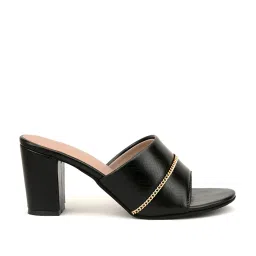 Pelle Albero Women's Black Casual Sandals image 2