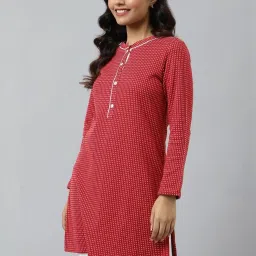 Aurelia Red Embroidered Winter Kurti image 2