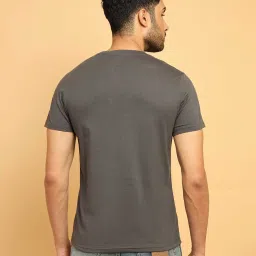 Wrangler Dark Grey Regular Fit Graphic Print Cotton Crew T-Shirt image 2