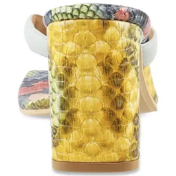 Metro Women's Green Thong Sandals image 5