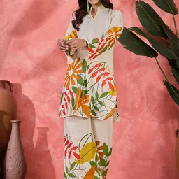 Sangria Women Floral Printed Cotton Kurta with Palazzos-image-7
