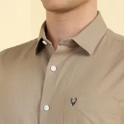 Allen Solly Men Slim Fit Opaque Casual Shirt image 2