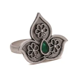 Priyaasi Flower Shape Green Stone Finger Ring image 2