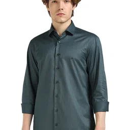 Calvin Klein Jeans Men Spread Collar Textured Cotton Casual Shirt image 1