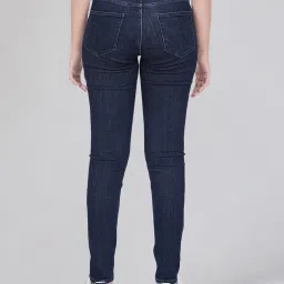 Wrangler Blue Cotton Skinny Fit Jeans image 2