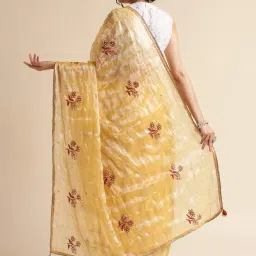 FABMORA Yellow Embroidered Saree With Unstitched Blouse image 2