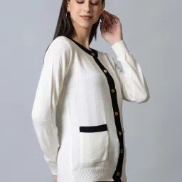 Club York White Color-Block Cardigan image 4