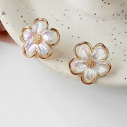 DressBerry Korean Gold-Plated Pearls Floral Studs-picture-58