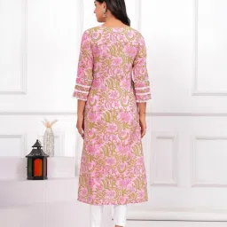 Meeranshi Pink Cotton Floral Three-Quarter Sleeves Kurta image 2